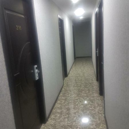 Hotel Leader Tbilisi Exterior photo