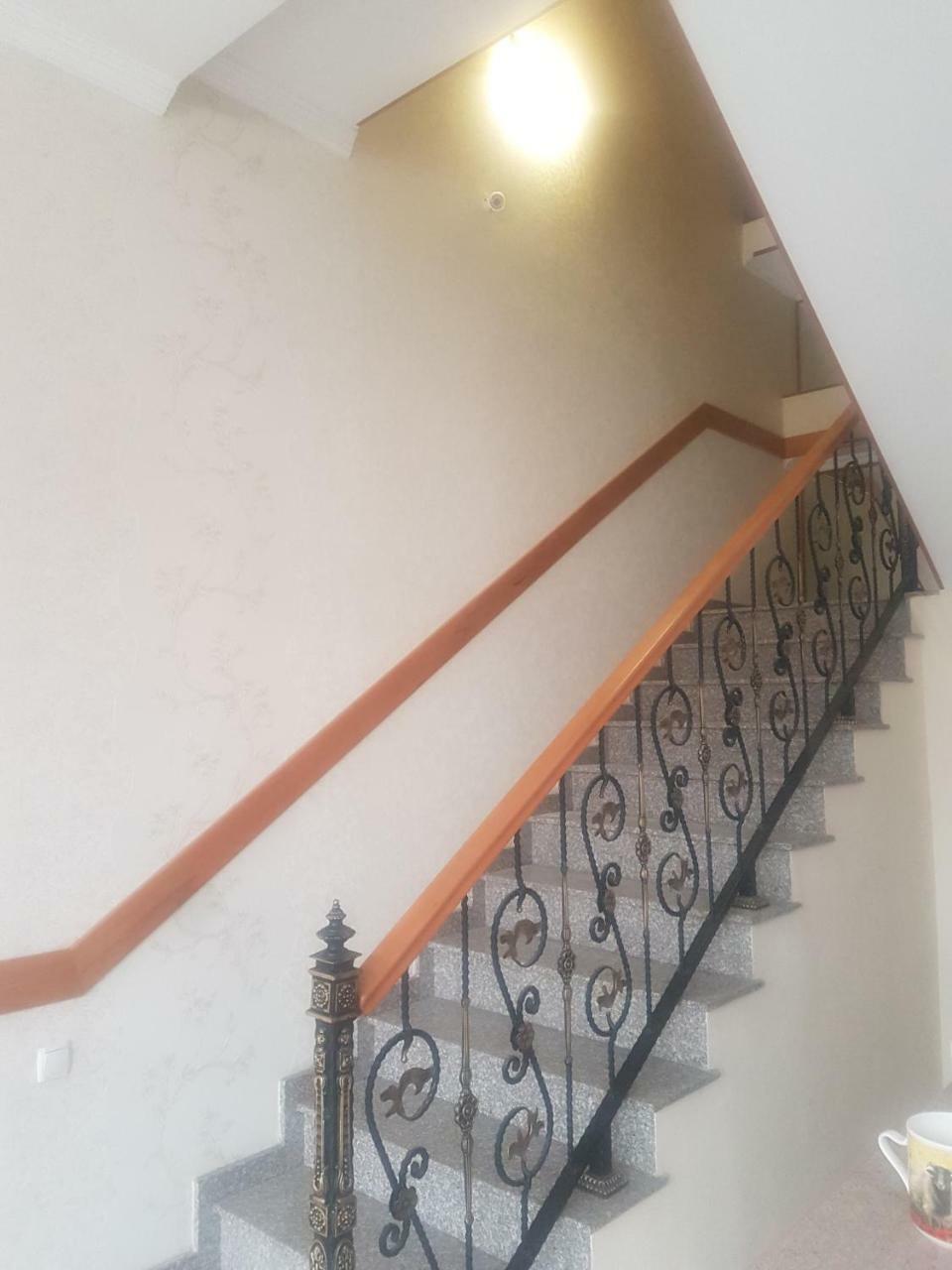Hotel Leader Tbilisi Exterior photo